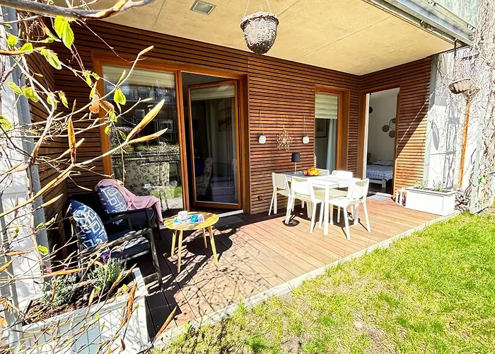 Nadmorski Dwór 14 - Plaża 1km