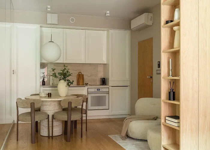 Flatbook - Deo Plaza Comfort Apartments