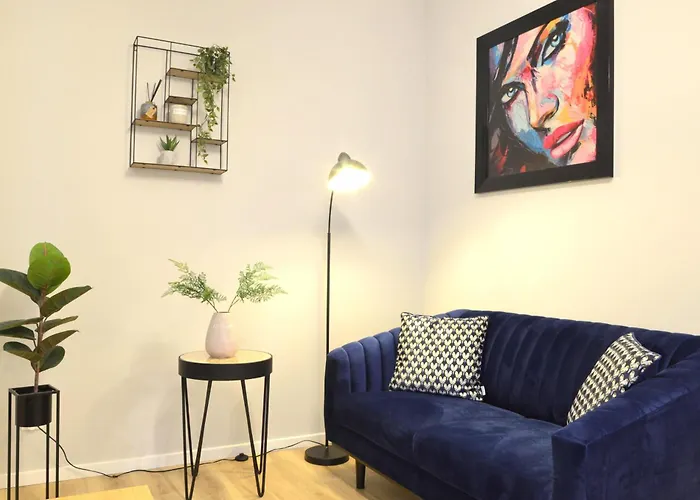 Roof Terrace Old Town Apartments With Private Parking