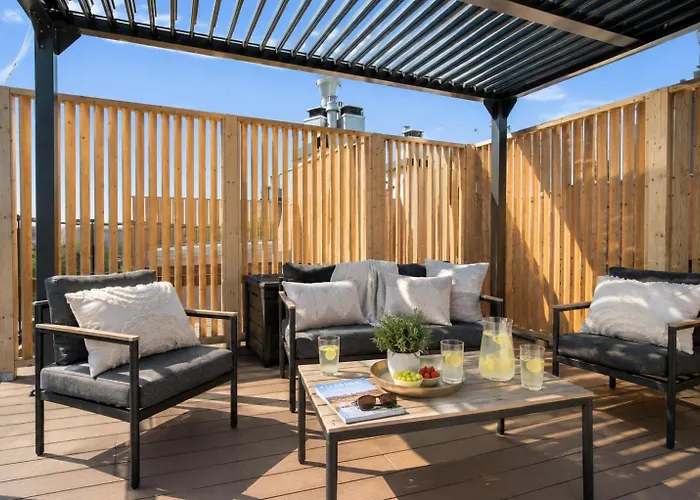 Plaza 41 Seaside With Roof Terrace And Parking By Lion s