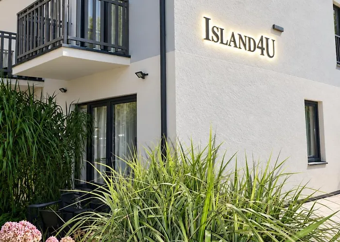 Island4U