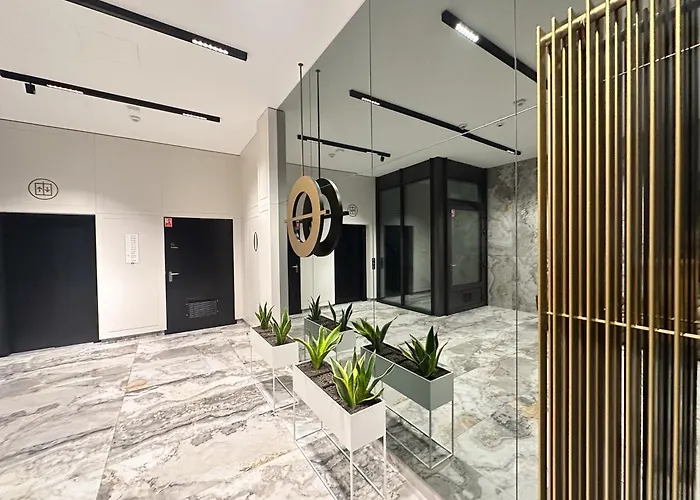 Doki Living By Q4Apartments Parking & Foodhall