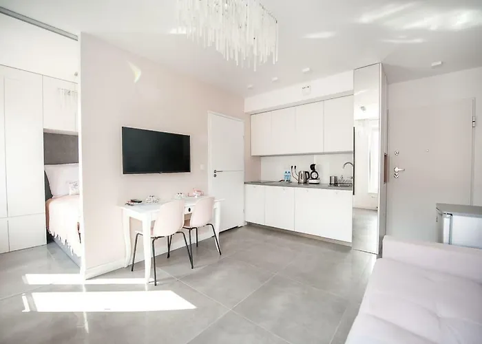 Amelia Suite
