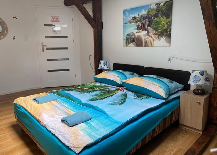 Sea World Apartments Mansarda