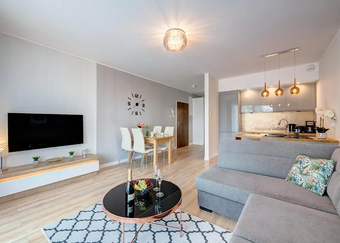 Live & Travel Apartments Number 1