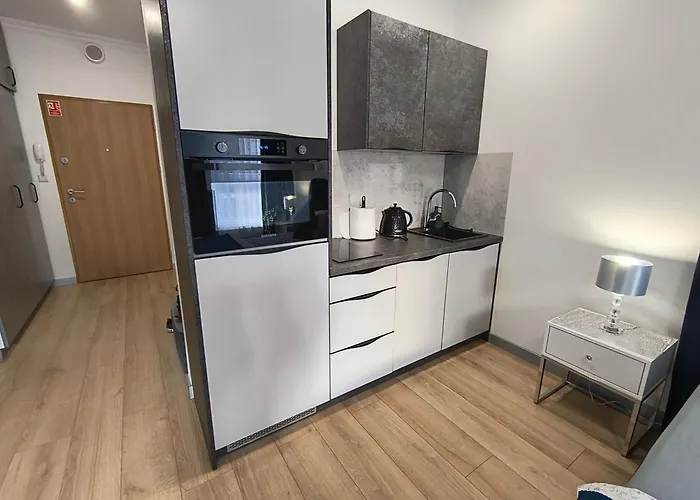 Private Parking, Secure Building - Central Apartments Old Town & Main Station