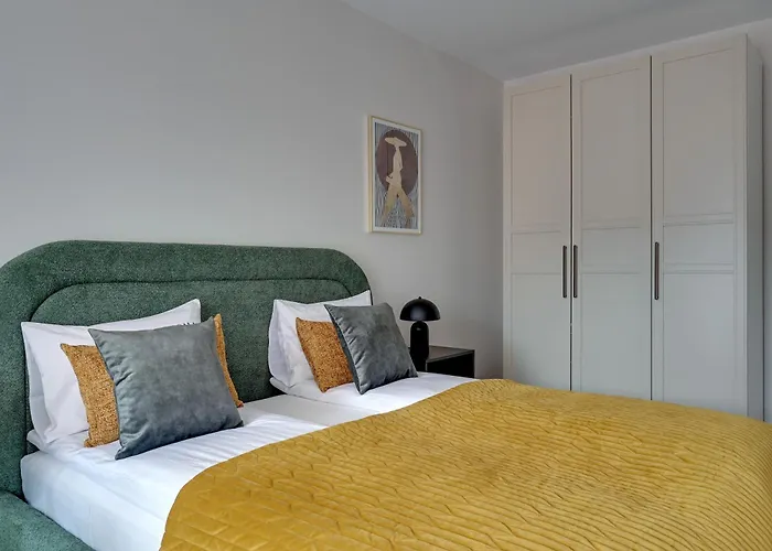 Scala Premium Apartments With Parking By Lion Apartments